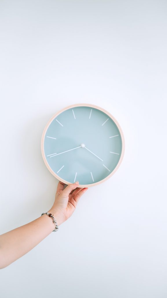 Social Media Marketing Digital Reloj